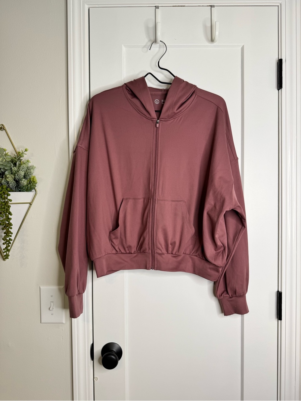 Hollister Gilly Hicks Recharge Dusty Wine Hoodie Jacket